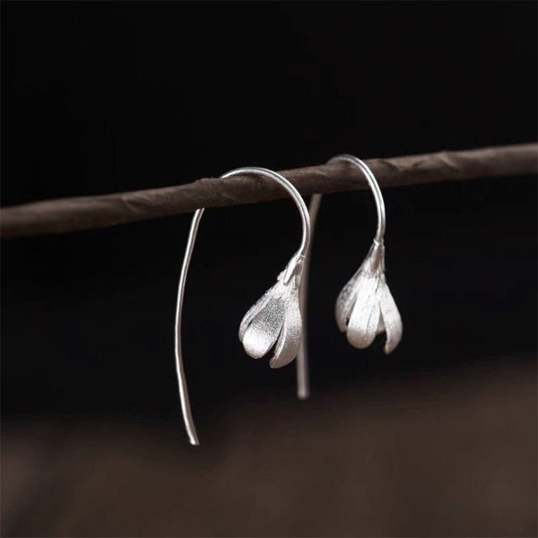 Silver flower earrings, 925 silver hook earrings, silver flower drop earrings, wedding earrings, gift for her, girlfriend present