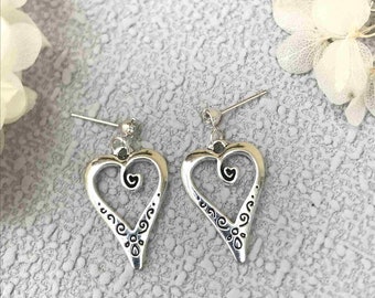 Silver Heart Earrings, Silver Plated Patterned Heart Drop Earrings, Boho Silver Earrings, Heart Earrings, Bohemian Style Earrings