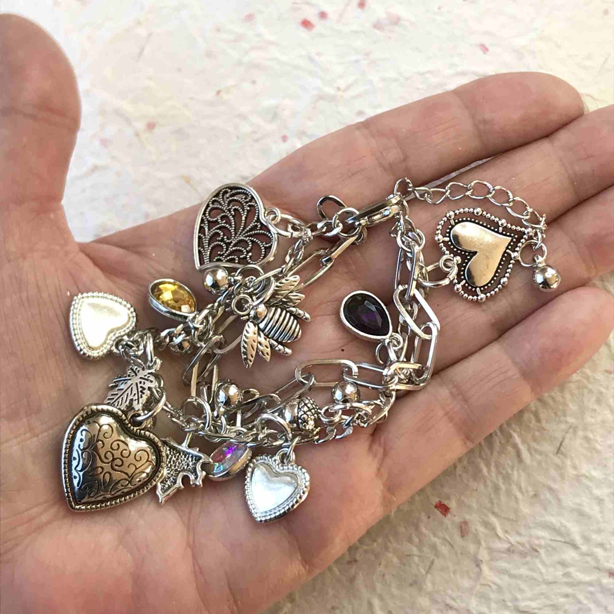 Silver Charm Bracelet, Silver Heart and Gemstone Charm Bracelet, Vintage  Style Bracelet, Handmade Unique Charm Bracelet, Girlfriend Present 