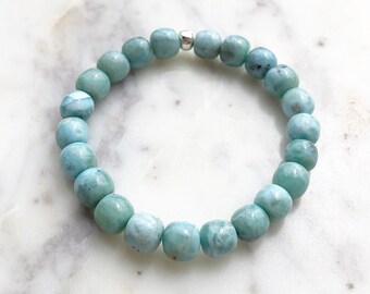 Bracelet extensible en perles de larimar