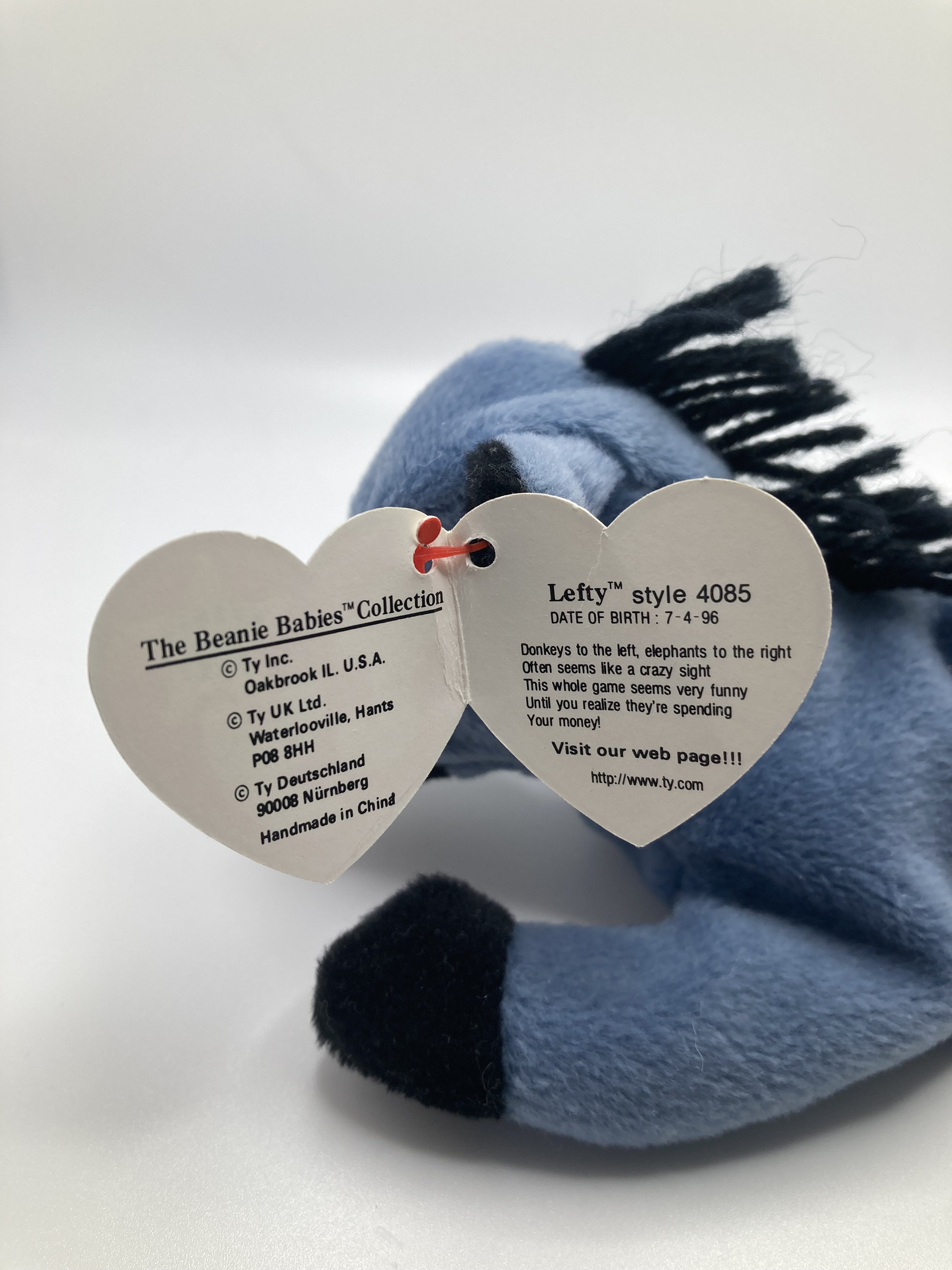 Lefty and Righty Pair of Ty Beanie Babies, 1996 Originals, Mint