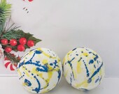 Splatter Paint Holiday Bath Bomb