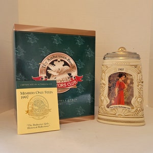 1997 Anheuser Busch Collector&#39;s Club Membership Stein, &quot;The Budweiser Girls Historical Reflections&quot;, CB6