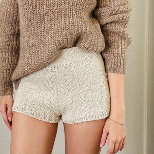 Knitting Pattern | Summer Lounge Shorts by TameraMakes (ENGLISH)