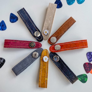 Vegan Guitar Strap Connector | Headstock adapter | Banjo strap adapter | Non-Leather Vegan Cork Fabric | Eco-Friendly Guitar Accessories