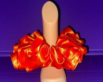 Cavigliere ruffle