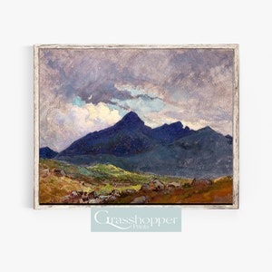 Könnte beinhalten: Ein Gemälde, das eine Bergkette mit einem bewölkten Himmel zeigt. Die Berge sind dunkelblau und der Himmel ist hellblau mit weißen Wolken. Das Gemälde ist in einem weißen Rahmen gerahmt.