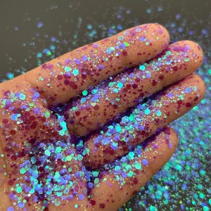 Aurora  Iridescent Glitters for Nails, Resin, Tumblers, Slim, Hair & Crafts | Chunky Loose Polyester Glitter |