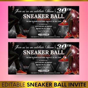 Könnte beinhalten: Eine schwarze und silberne Einladung zu einer 30. Geburtstagsfeier. Die Einladung ist für einen "Sneaker Ball" und zeigt einen roten und schwarzen Sneaker mit goldener Akzent. Der Text auf der Einladung lautet "Feiert mit uns Shanes 30. Geburtstag mit einem Sneaker Ball" und enthält Datum, Uhrzeit und Ort der Veranstaltung. Die Einladung enthält auch den Text "Semi-formal & Sneakers" und "Nur auf Einladung".