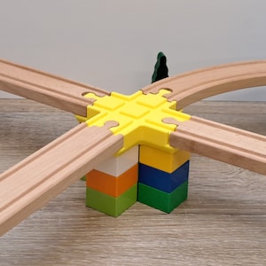 Duplo Wooden Train Track Crossroad Adapter - Bridge Support Connector