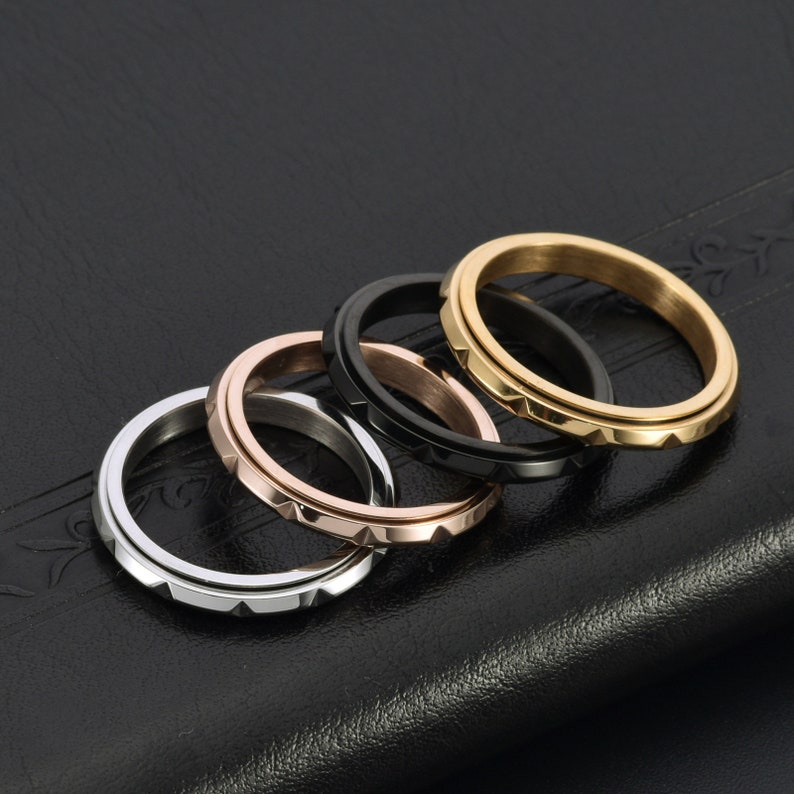 Benutzerdefinierte 3mm dünne Rhombus Spinner Ring, minimalistischen drehbaren Ring, Titan Stahl Ring, Stapelring, Angst Ring, Fidget Ring, Versprechen Ring Bild 2