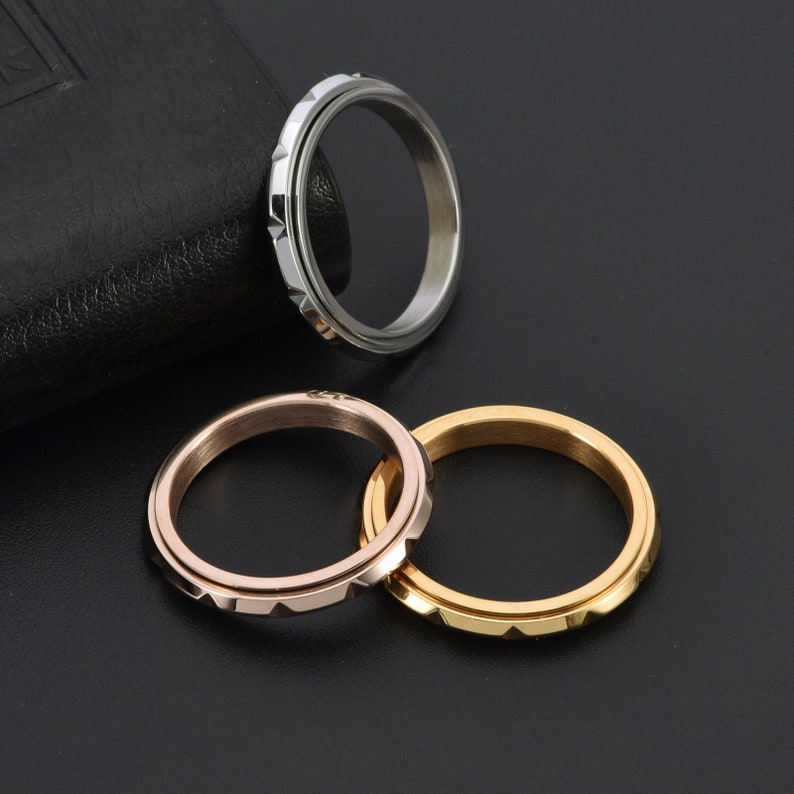 Aangepaste 3 mm dunne Rhombus Spinner Ring, Mnimalist Draaibare Ring, Titanium Stalen Ring, Stapelring, Angstring, Fidget Ring, Promise Ring afbeelding 3