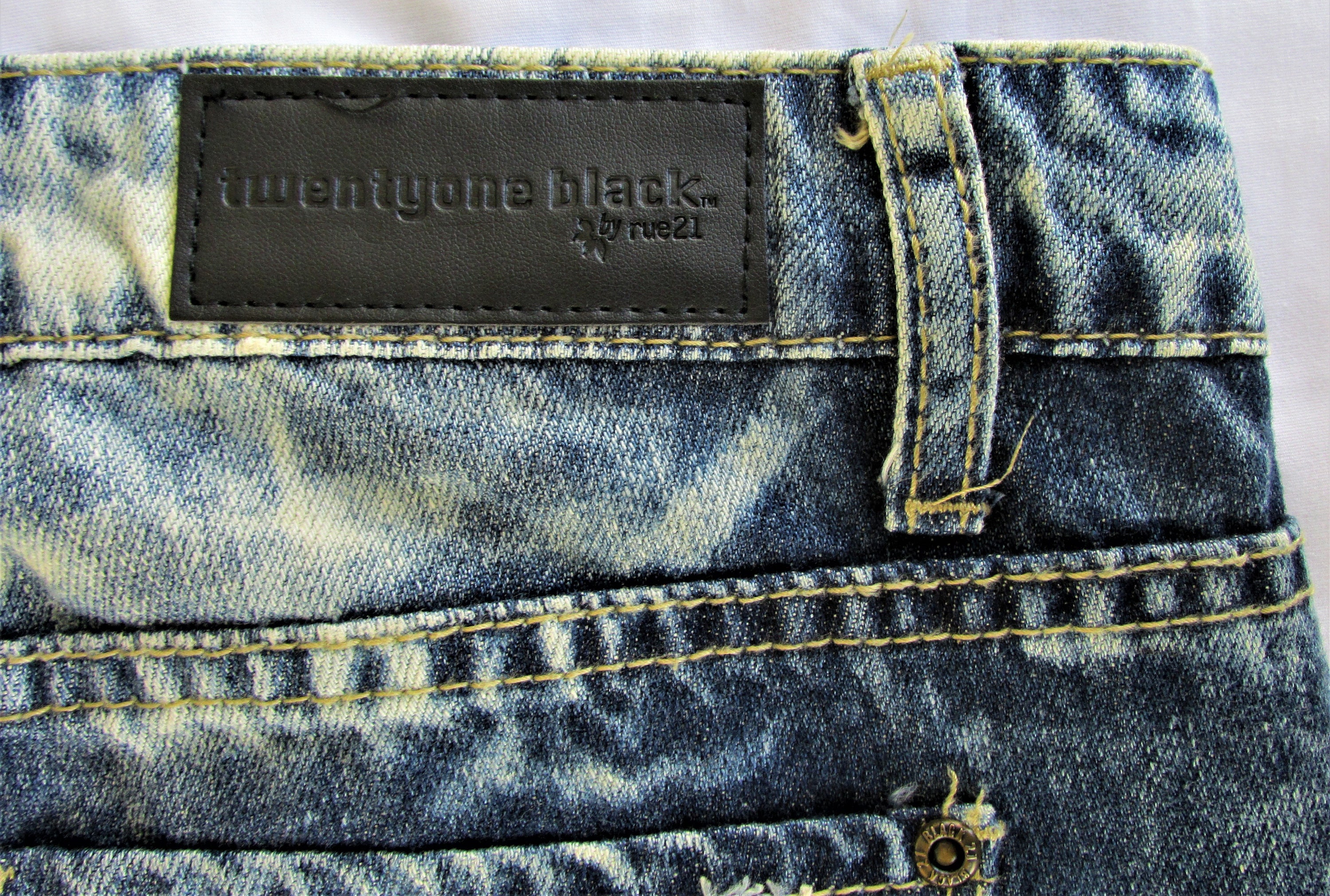 Twentyone black jeans by rue best sale 21