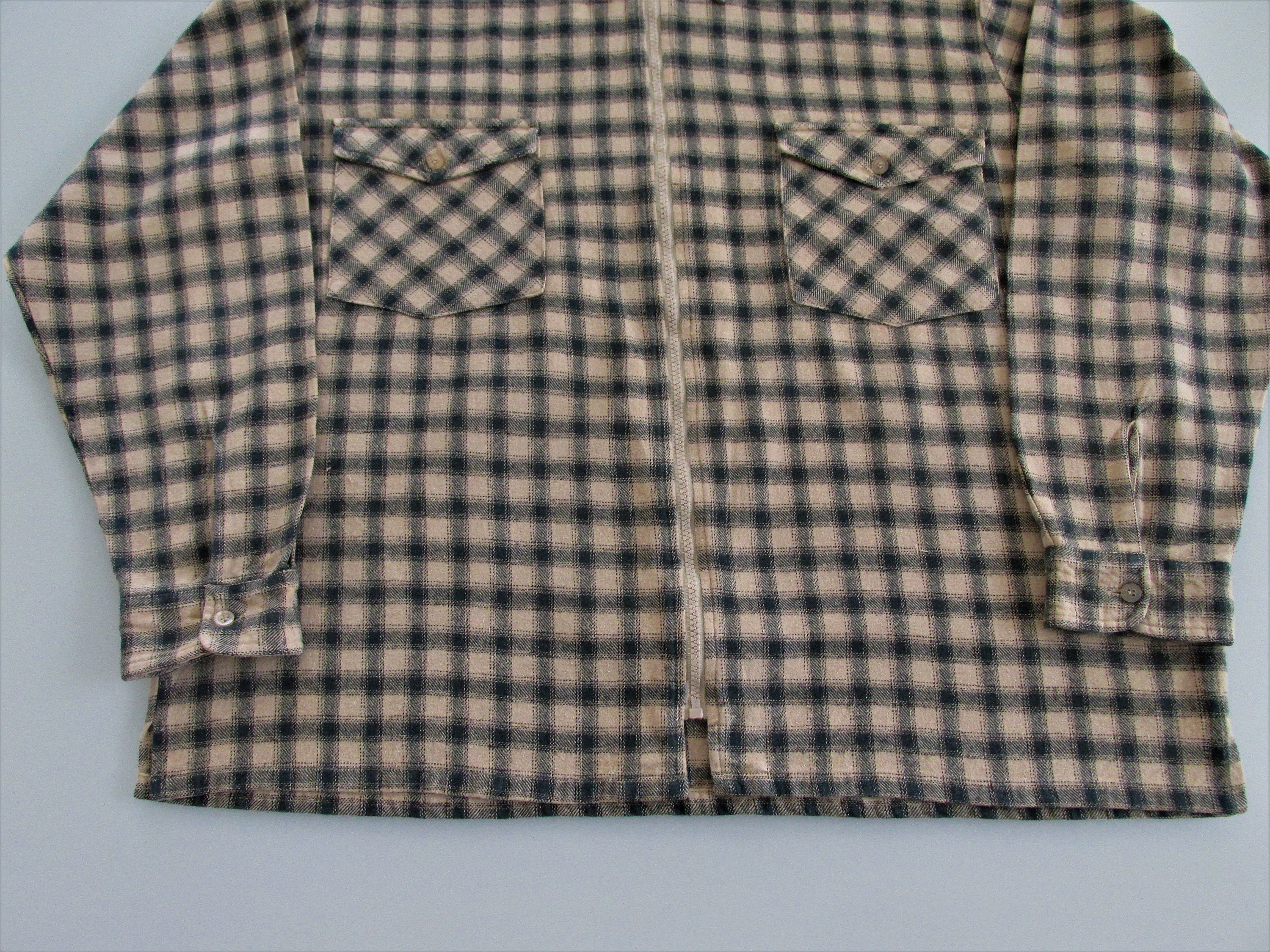 Haband ice House Men s Unlined Flannel Shirt W hoodie Size XL