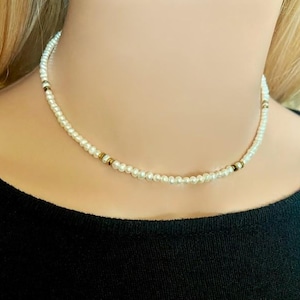 Tiny pearl choker necklace- Freshwater pearl choker- Real pearl necklace- Bridal necklace- Small gold pearl necklace- Wedding jewelry set
