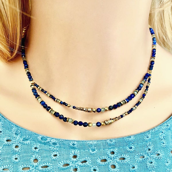 Collier pierres naturelles lapis lazuli et aigue-marine - Collier ras de cou bleu et or- Collier double rang- Collier multicolore- Coloré