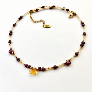 Citrine & red garnet gold necklace, Handmade tiny beaded gemstone necklace, Multicolor drop choker, Colorful collar, Dainty short necklace