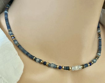 Collier Heishi aventurine bleu- Collier ras de cou pierre naturelle bleu- Collier multi pierres précieuses- Collier délicat perle fine bleue