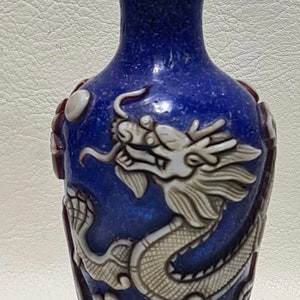 Chinese Antique Snuff Bottle with Beautiful Carving of a Dragon