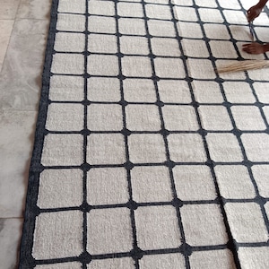 Handwoven Wool Jute Kilim Rug: Boho Indian Dhurrie Carpet