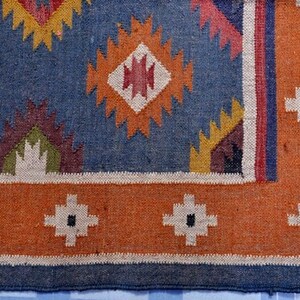 Handwoven Wool Jute Kilim Rug: Traditional Indian Design