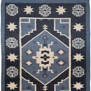 Handwoven Wool Jute Kilim Rug: Traditional Indian Runner