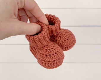Ribbed Baby Booties // Crocheted Booties // Sizes Newborn, 0-3, 3-6, 6-9 months