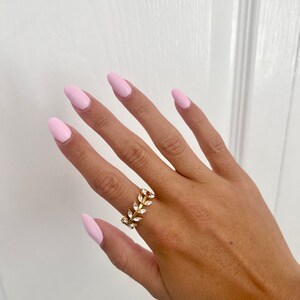 gold leafs ring