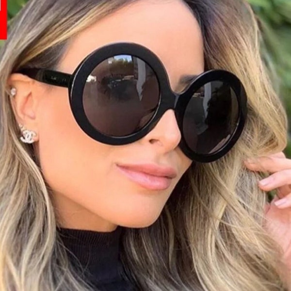 Chic Oversized Fashionable Sunglasses- Black