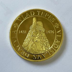 DRACULA ...  Vlad The Impaler , gold-color Coin Transylvania Provinciae / plastic case