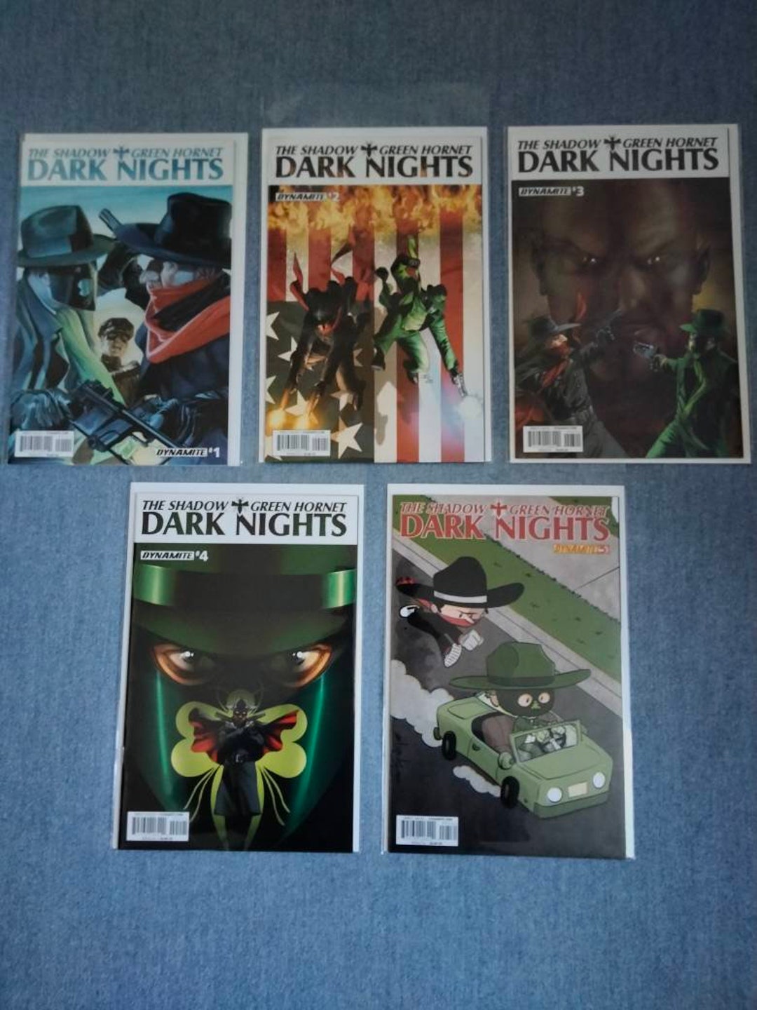 Dark　Shadow　Hornet:　Etsy　Books　1-5　Nights　Green　The　Comic
