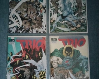 Trio Johna Byrne'a, komiksy nr 1-4, seria kompletna