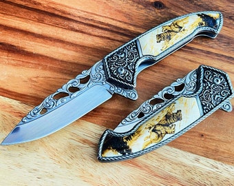 Navaja vintage de lujo de 8,5" con diseño floral plateado y mango de lobo. La mejor navaja plegable de bolsillo asistida de acero inoxidable.