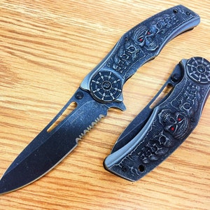 8.75” Spring Assisted Pocket Knife 3D Mummy Skull Hunting Tactical Black & Stone Wash