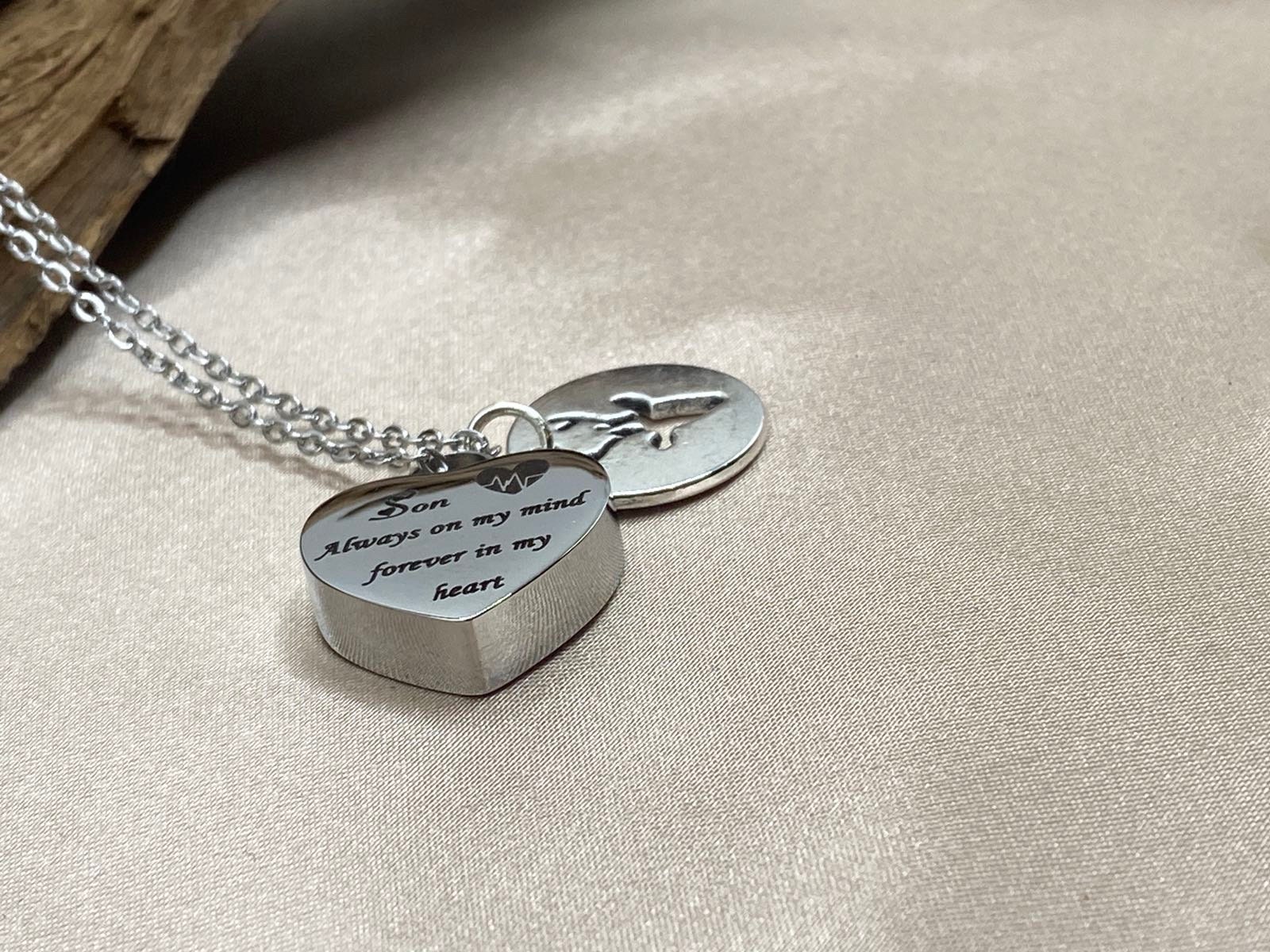 QGJNSGC Collana con urna a forma di testa di cervo per ceneri vintage vichingo cervo cremazione gioielli per donne uomini turchese urna ciondolo ricordo gioielli regalo, Acciaio inossidabile