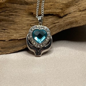Heart-Shaped Cremation Urn Necklace – Blue Stone Locket for Ashes – Stainless Steel Memorial Jewelry with Clear Stones – Remembrance Pendant