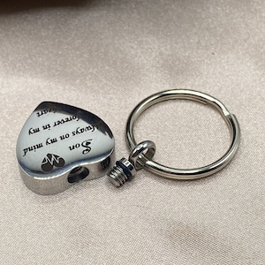 Llavero conmemorativo para hijo: urna funeraria de acero inoxidable en forma de corazón, recuerdo para cenizas