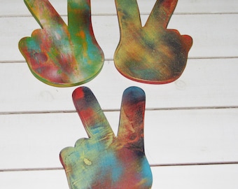 Rustic Wood Peace Sign Wall Art: Hand-Crafted Hippie Decor, Wall Hanging, "Tie-Dyed"