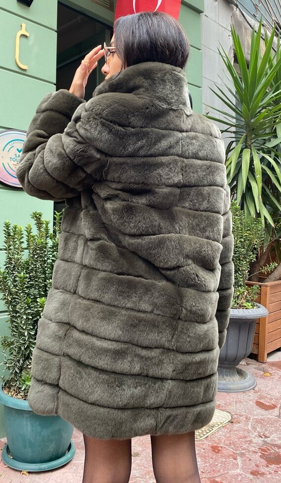  Rex Rabbit Chinchilla Fur Jacket - Super Soft : Sports &  Outdoors