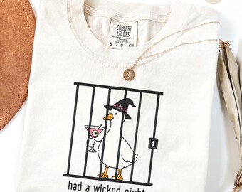 T-shirt d'Halloween drôle avec une oie, T-shirt de sorcière, T-shirt pour la saison des frissons, T-shirt pour une fête d'Halloween, T-shirt humoristique d'automne, T-shirt Comfort Colors
