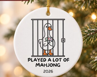 Décoration de Mahjong amusante pour les amateurs de Mahjong, soirée jeux de Noël, ornement en céramique, cadeau pour une hôtesse ou un groupe d'amis, 2026, club de Mahjong, maman oie