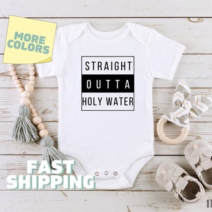 Straight Outta wijwater rompertjes® merk grappige doop op maat grappige babyromper leuk kraamcadeau God Vader God Moederdag cadeau 329