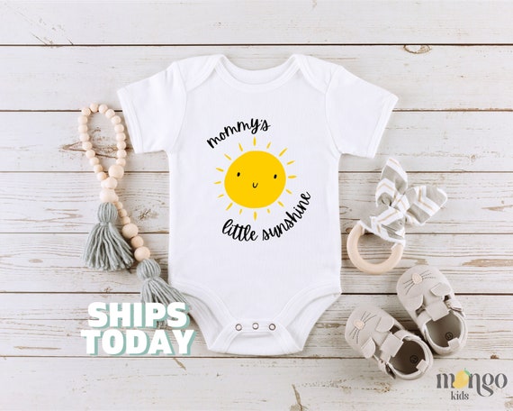Cute unisex top baby outfits