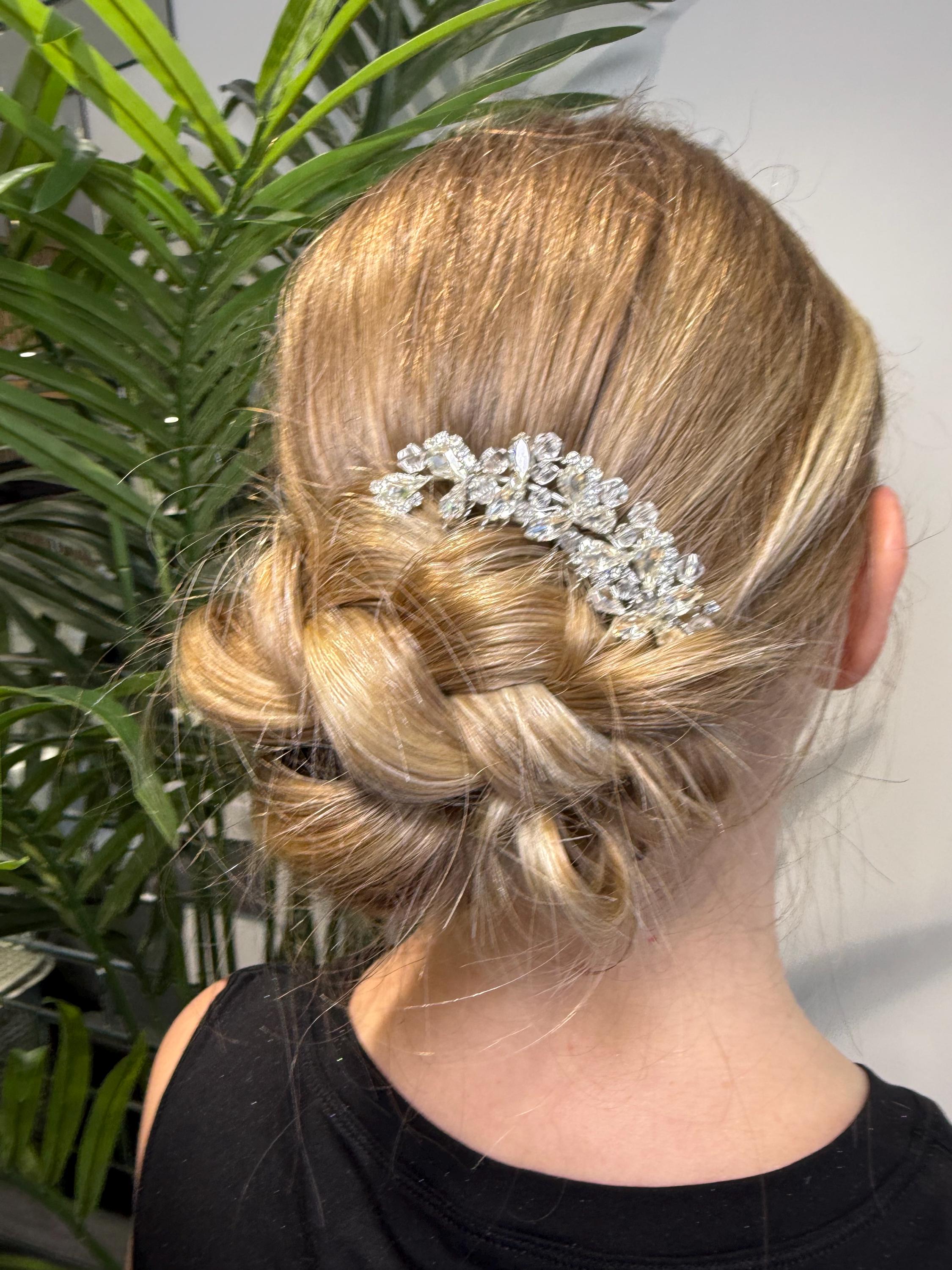 Crystal Leaf Bridal Hair Comb: Silver Wedding Hair Piece  display picture 1