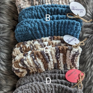 Knitted slippers/ handmade slippers/ grandma's slipper Ontario collection Spa Medium 6-8 US/CA