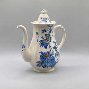 Mason&#39;s Ironstone Belvedere Teapot / Blue Floral, Made in England