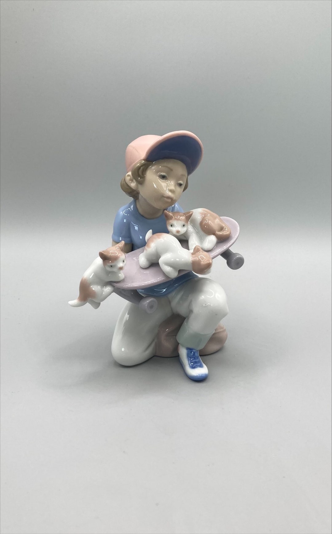 スポーツ LLADRO Lladro Boy With Fly Swatter Porcelain Figurine By Nao Lladro Hand