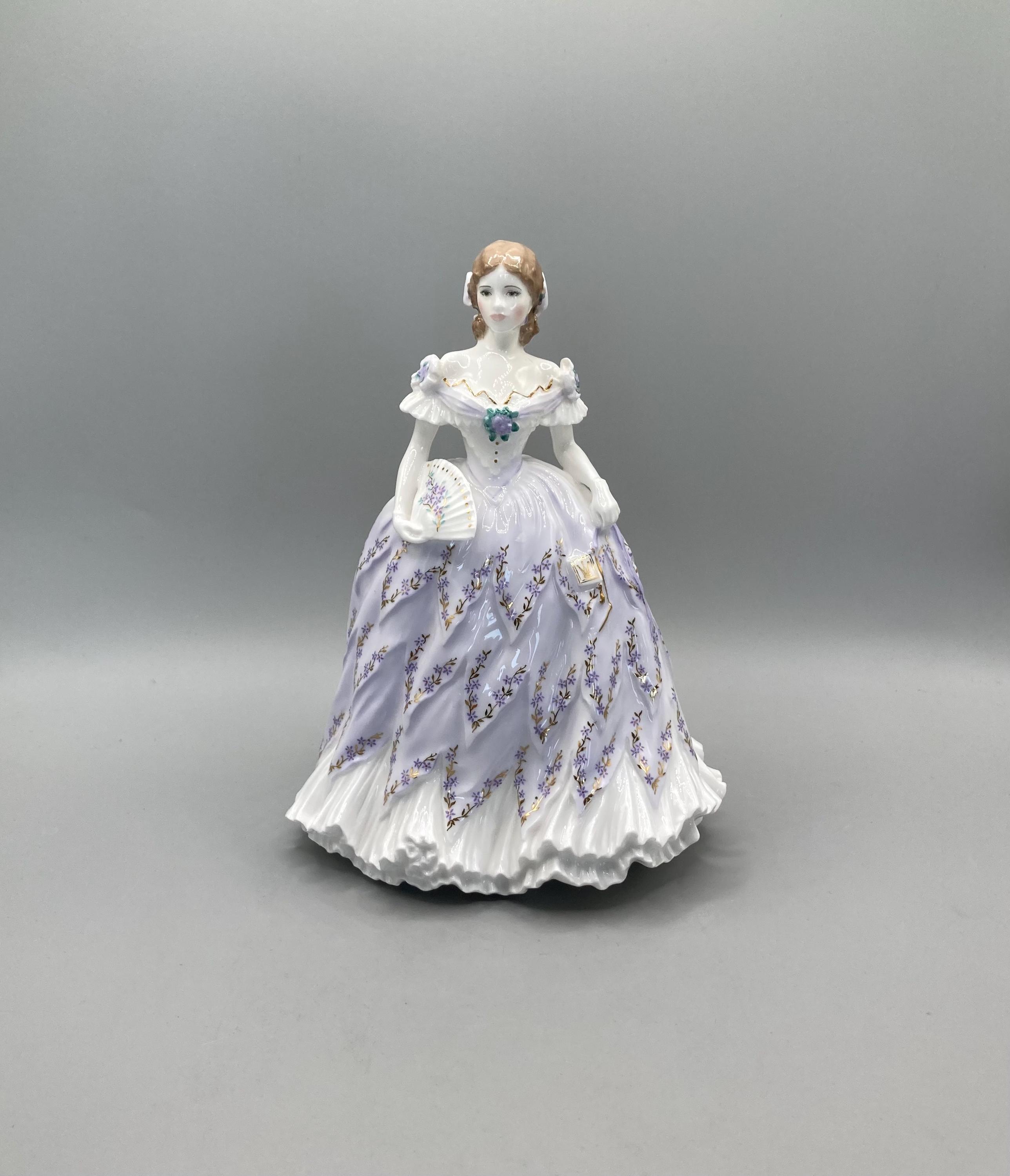 置物   figure The Last Waltz Royal Worcester 