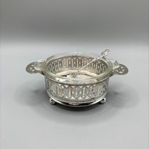 Vintage Silver Plated Relish Bowl with Glass Insert & Spoon, Condiment Dish / Nut Bowl / Candy Bowl / Sugar Bowl / Jam dish