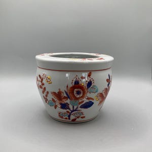 Vintage Imari Style Chamber Pot/Planter – Hand-Painted Porcelain Jardinière – Likely English or Japanese, c. 1930s,